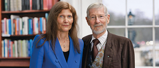 Bildbeschreibung: Ingeborg und Erwin Hockmaier sind Chochlea-Implanat-Pioniere. Sie erhielten den QEPrize for Engineering 2026.