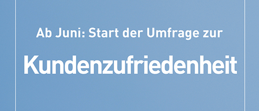 Auf dem Foto ist der Flyer zur Kundenbefragung abgebildet